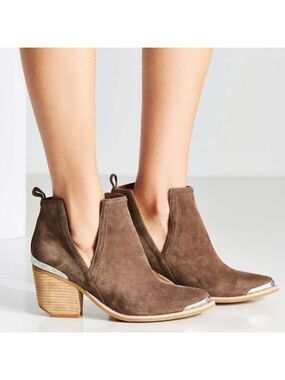 Jeffrey Campbell Cromwell Suede Ankle Booties Tan Western Pointed Toe Heeled 9